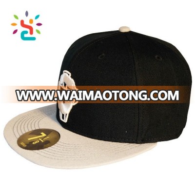 Wholesale Snapback Hat With 3d Embroidery Logo Flat Brim Black Color Two Tone Snapback Hat Cap